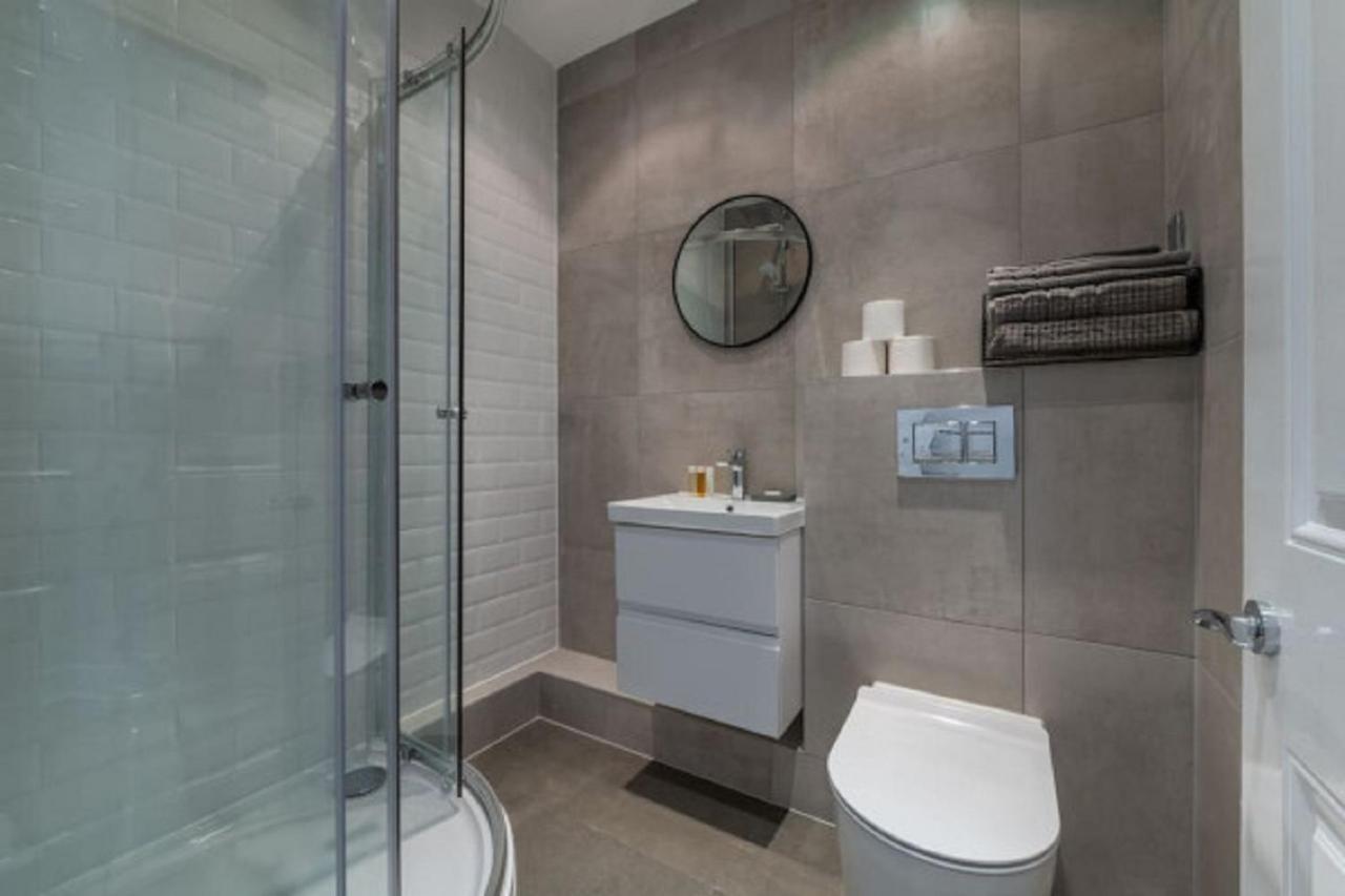 One Bedroom - Tower Bridge - By Prime M-3 *